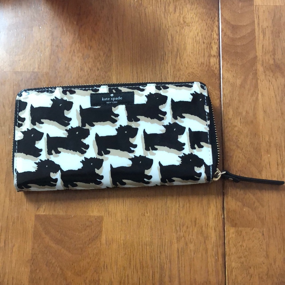Kate Spade Zippy Wallet